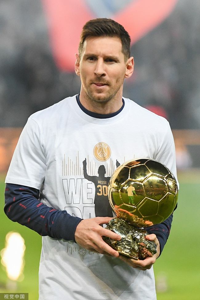 在线辟谣！里弗斯：我们和字母哥没有对话，他也没要求被交易（里弗斯线上澄清：未与字母哥对话，对方也未提出交易申请）