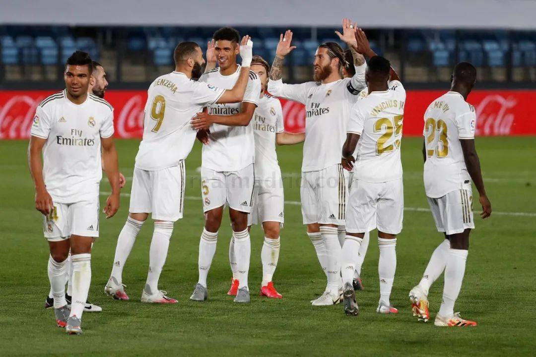 传球球星，拒绝退役，他还能重返火箭，帮助年轻人进步一起争冠吗