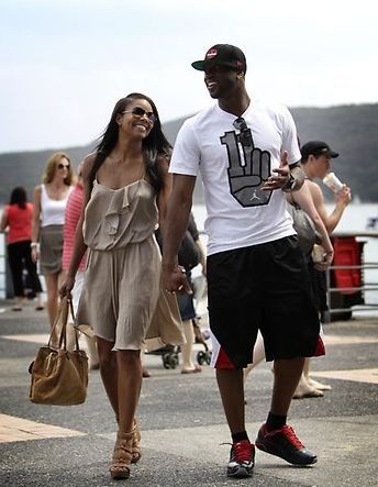 英超半场：B费破门，贝勒加德建功，狼队1-1曼联（英超半场：B费先拔头筹，贝勒加德扳平，狼队暂1-1曼联）