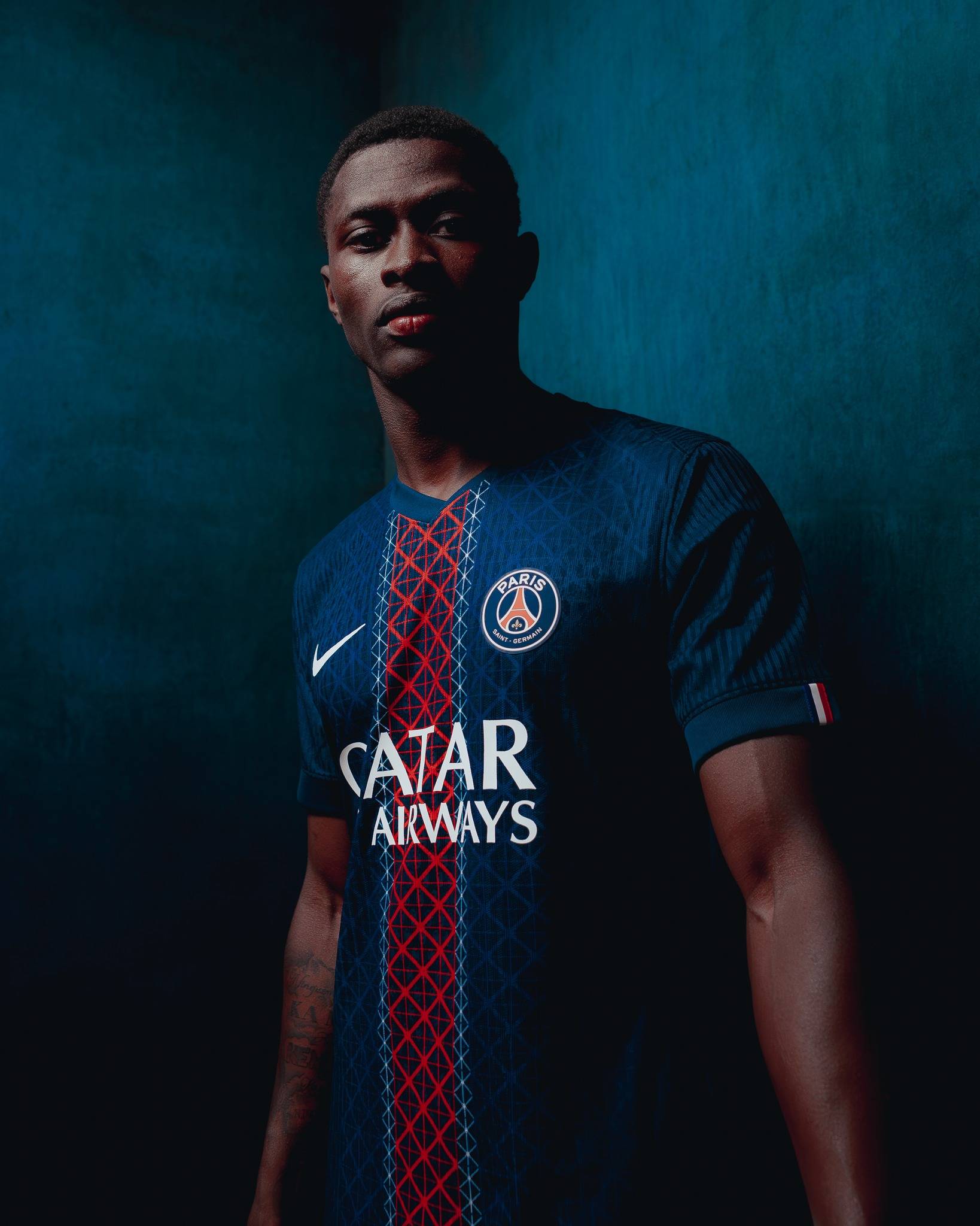 对位防守几乎无懈可击（盯人防守近乎滴水不漏）