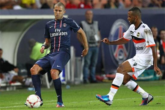 湖人vs猛龙首发：里夫斯搭档詹皇PK英格拉姆&巴恩斯（湖人战猛龙首发：詹皇联手里夫斯，对阵英格拉姆与巴恩斯）