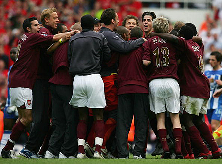 罗体：那不勒斯的劳动力成本过高，引进梅努的交易已被冻结（罗体：那不勒斯薪资负担过重，梅努转会操作已被冻结）