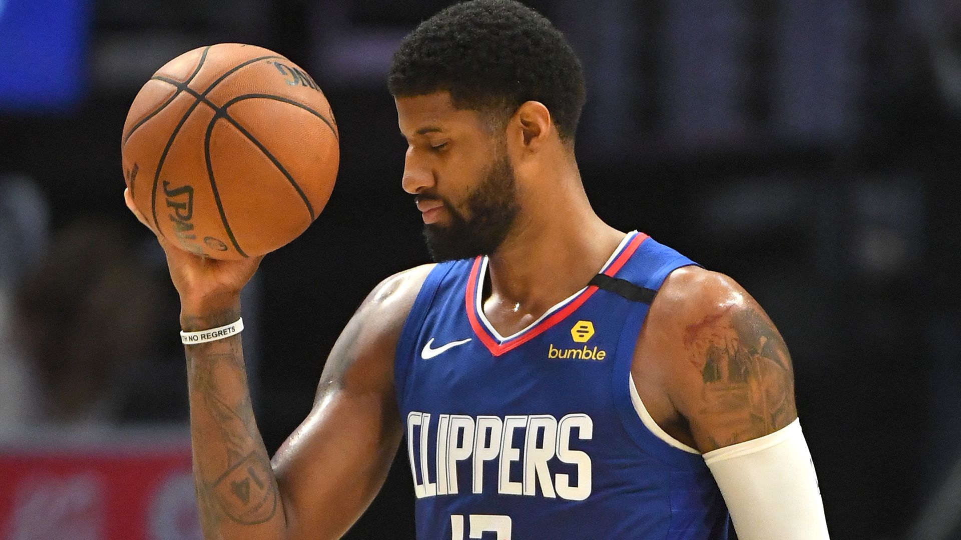 巴顿：李嗣镕一直很努力地训练，他的中超首秀应该是满分（巴顿赞李嗣镕训练刻苦：中超处子秀堪称满分）