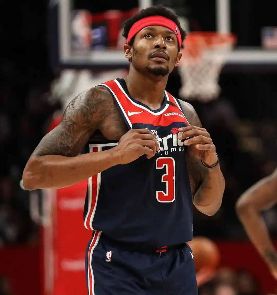 有个性，挪威国脚瑞尔森留了一款豹纹发型（挪威国脚瑞尔森以豹纹发型彰显个性）